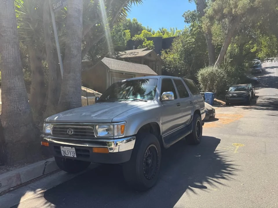 1995 Toyota 4Runner 2nd Gen - Image 5 of 8