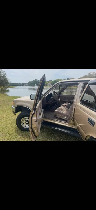 1995 Toyota 4Runner 2nd Gen - Image 2 of 14