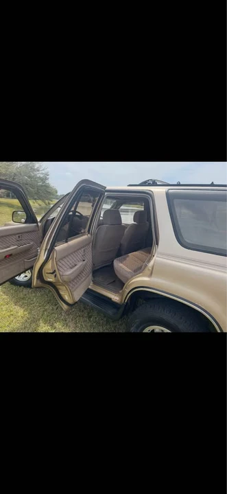 1995 Toyota 4Runner 2nd Gen - Image 3 of 14