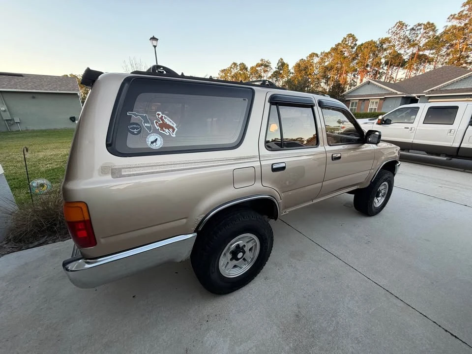 1995 Toyota 4Runner 2nd Gen - Image 6 of 14