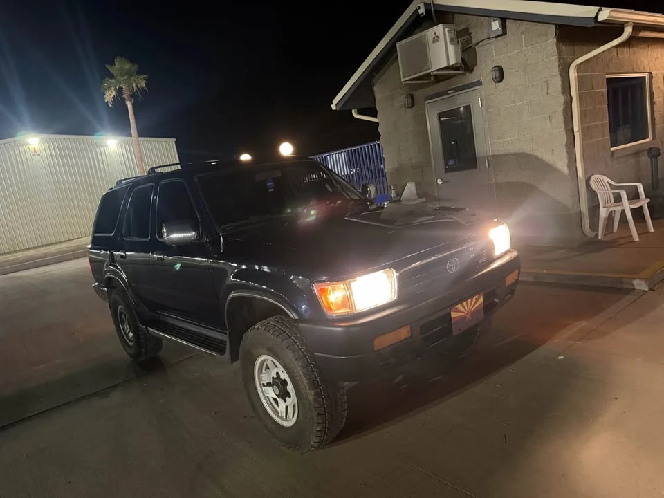 1995 Toyota 4Runner 2nd Gen - Image 2 of 19