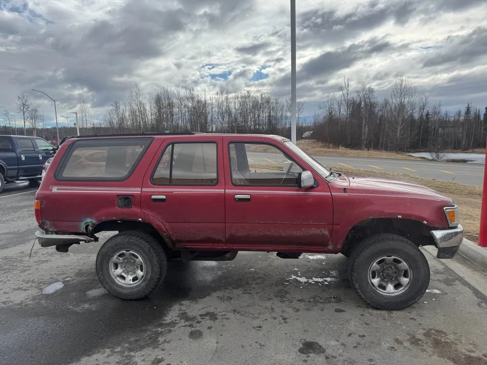 1995 Toyota 4Runner 2nd Gen - Image 2 of 4