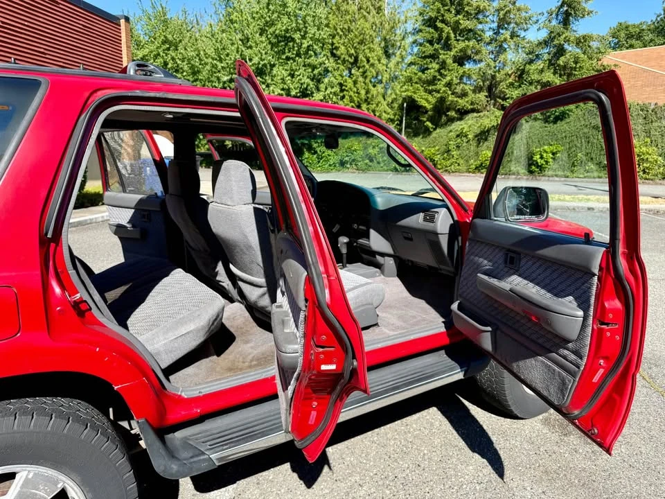 1995 Toyota 4Runner 2nd Gen - Image 10 of 18