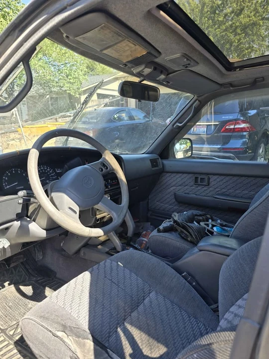 1995 Toyota 4Runner 2nd Gen - Image 4 of 11
