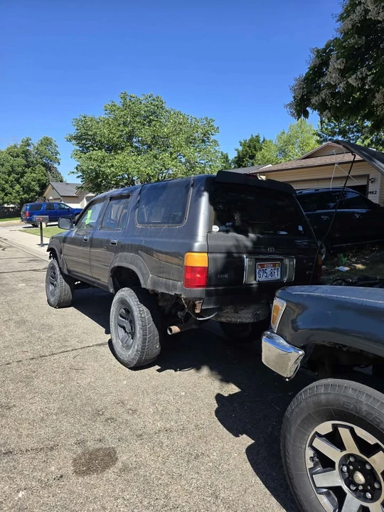 1995 Toyota 4Runner 2nd Gen - Image 3 of 11