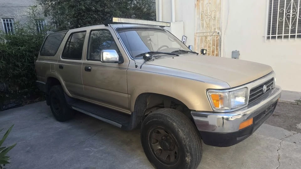 1995 Toyota 4Runner 2nd Gen - Image 6 of 6