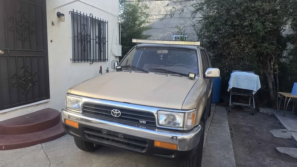 1995 Toyota 4Runner 2nd Gen - Image 2 of 6