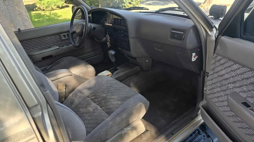 1995 Toyota 4Runner 2nd Gen - Image 10 of 13