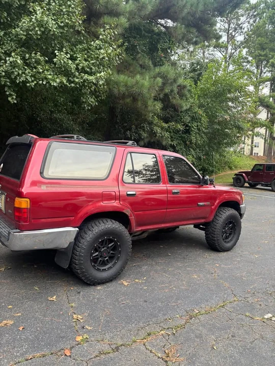 1995 Toyota 4Runner 2nd Gen - Image 2 of 12
