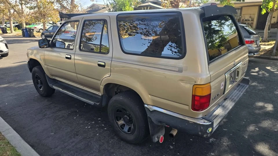 1995 Toyota 4Runner 2nd Gen - Image 7 of 13