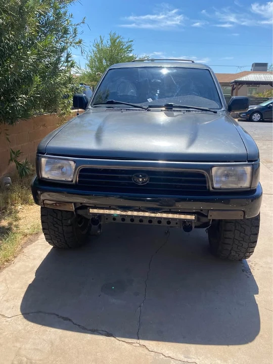 1995 Toyota 4Runner 2nd Gen - Image 2 of 9