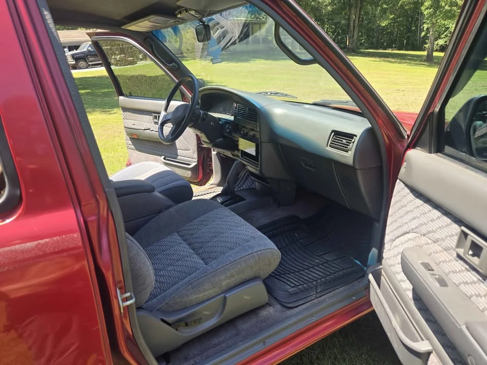 1995 Toyota 4Runner 2nd Gen - Image 16 of 17