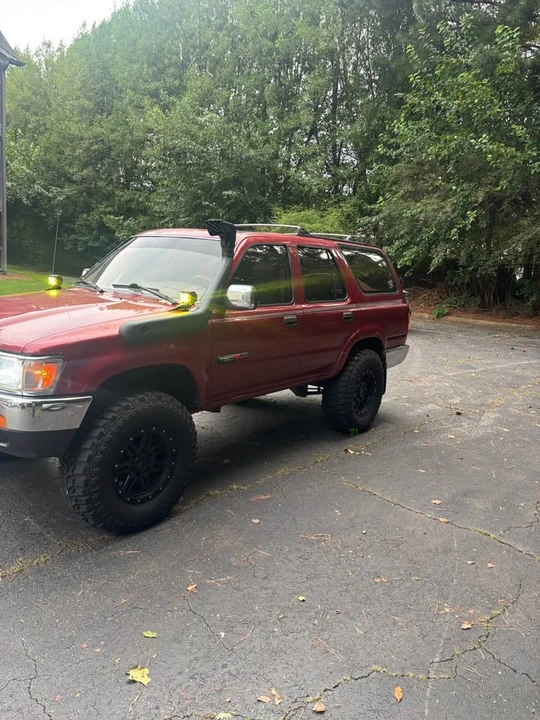 1995 Toyota 4Runner 2nd Gen - Image 3 of 12