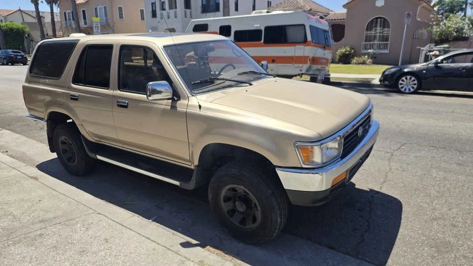 1995 Toyota 4Runner 2nd Gen - Image 4 of 8