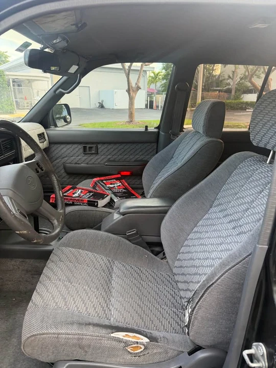 1995 Toyota 4Runner 2nd Gen - Image 8 of 10