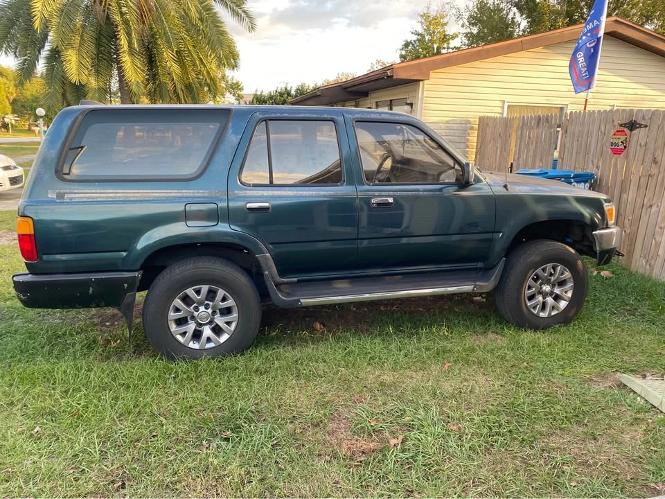 1995 Toyota 4Runner 2nd Gen - Image 2 of 11
