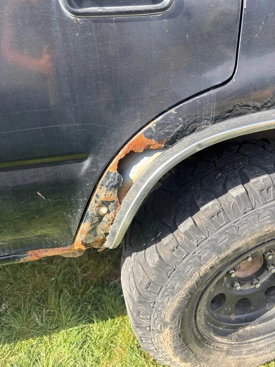 1995 Toyota 4Runner 2nd Gen - Image 3 of 12