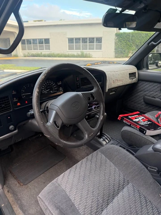 1995 Toyota 4Runner 2nd Gen - Image 9 of 10