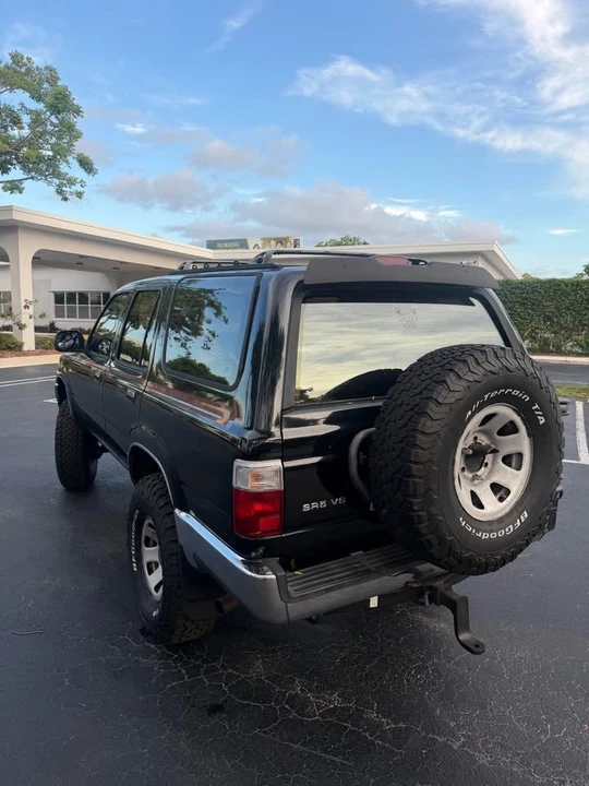 1995 Toyota 4Runner 2nd Gen - Image 6 of 10