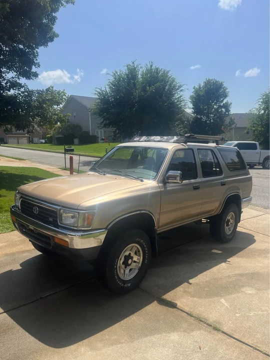 1995 Toyota 4Runner 2nd Gen - Image 2 of 9