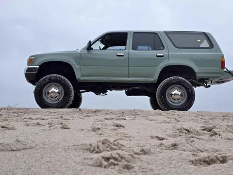 1995 Toyota 4Runner SR5 Sport Utility 4D