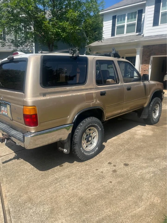 1995 Toyota 4Runner 2nd Gen - Image 4 of 9