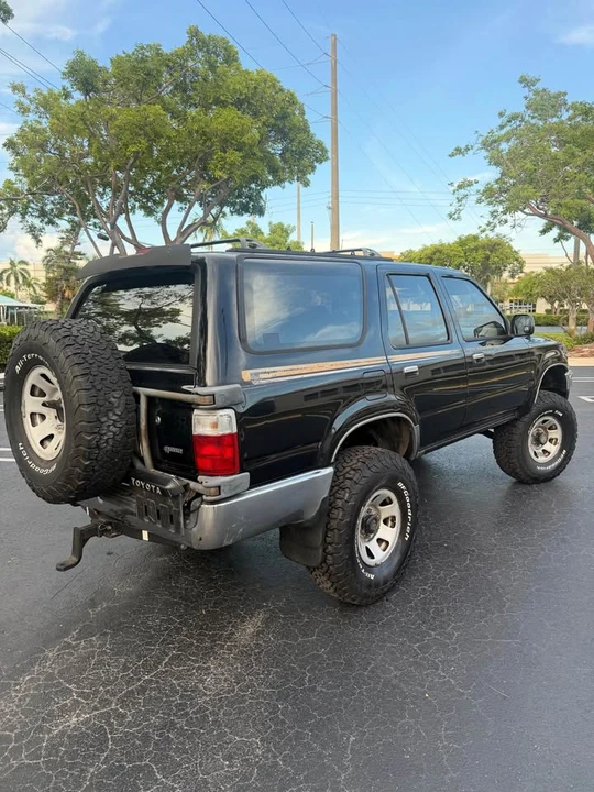 1995 Toyota 4Runner 2nd Gen - Image 4 of 10