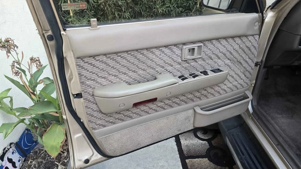 1995 Toyota 4Runner 2nd Gen - Image 8 of 14