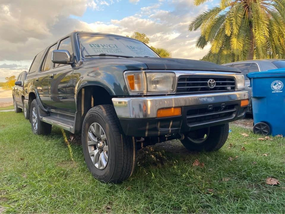 1995 Toyota 4Runner 2nd Gen - Image 5 of 11
