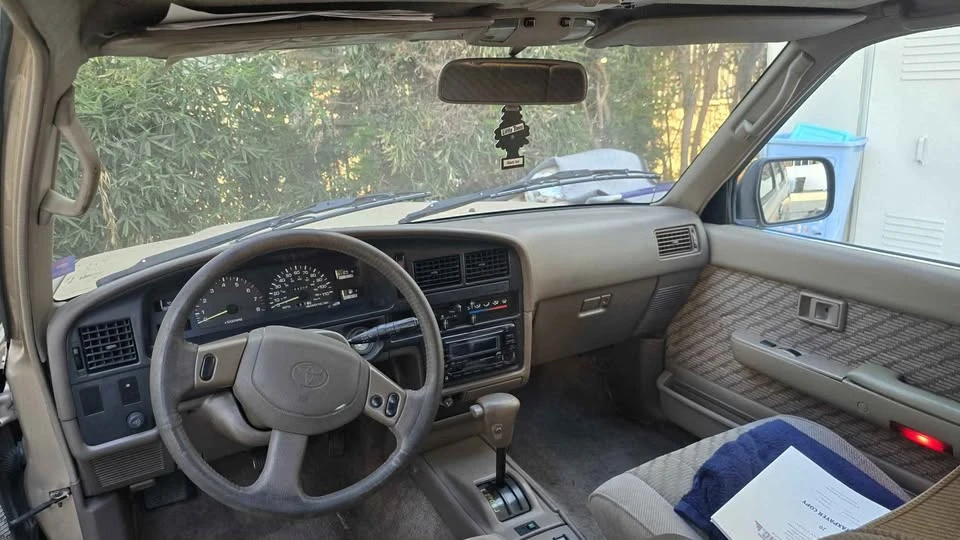 1995 Toyota 4Runner 2nd Gen - Image 9 of 14