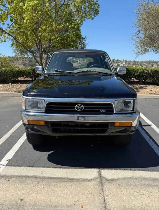 1995 Toyota 4Runner 2nd Gen - Image 2 of 11