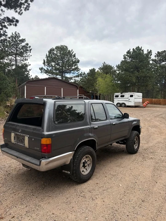 1995 Toyota 4Runner 2nd Gen - Image 4 of 8