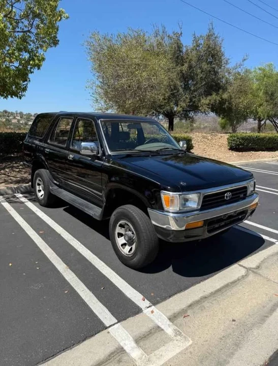 1995 Toyota 4Runner 2nd Gen - Image 3 of 11