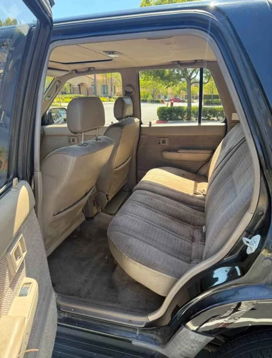 1995 Toyota 4Runner 2nd Gen - Image 8 of 11