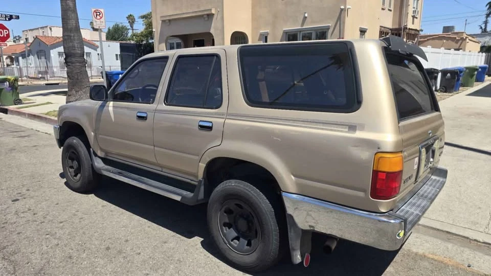 1995 Toyota 4Runner 2nd Gen - Image 8 of 13