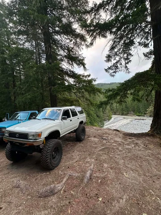 1995 Toyota 4Runner 2nd Gen - Image 5 of 20