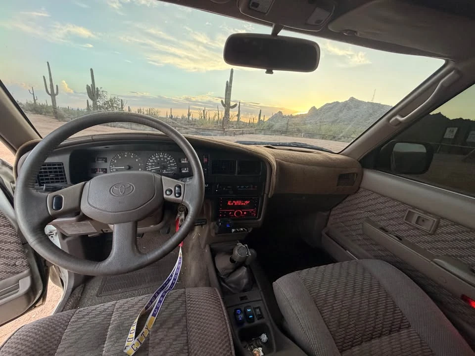 1995 Toyota 4Runner 2nd Gen - Image 10 of 14
