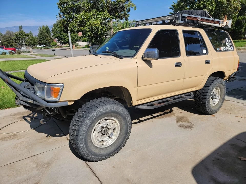 1995 Toyota 4Runner 2nd Gen - Image 2 of 7