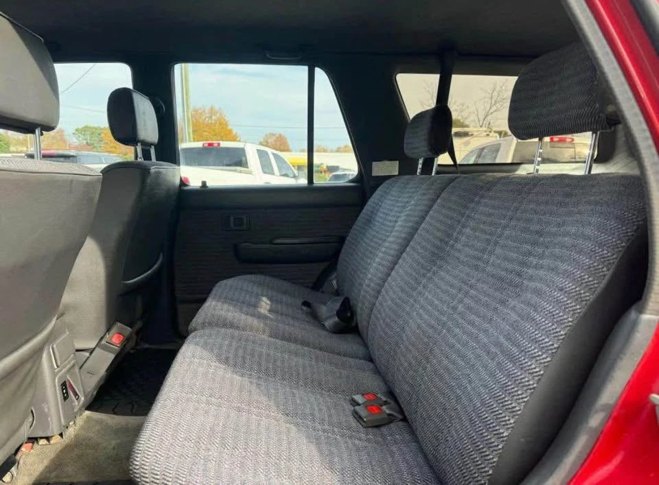 1995 Toyota 4Runner 2nd Gen - Image 7 of 18