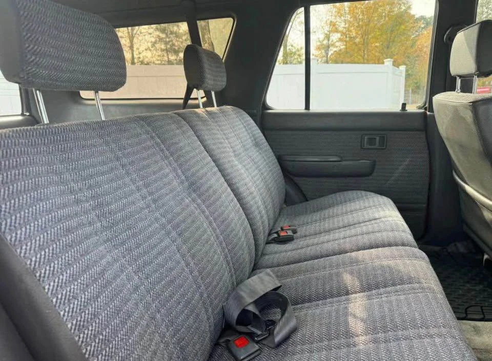 1995 Toyota 4Runner 2nd Gen - Image 5 of 18