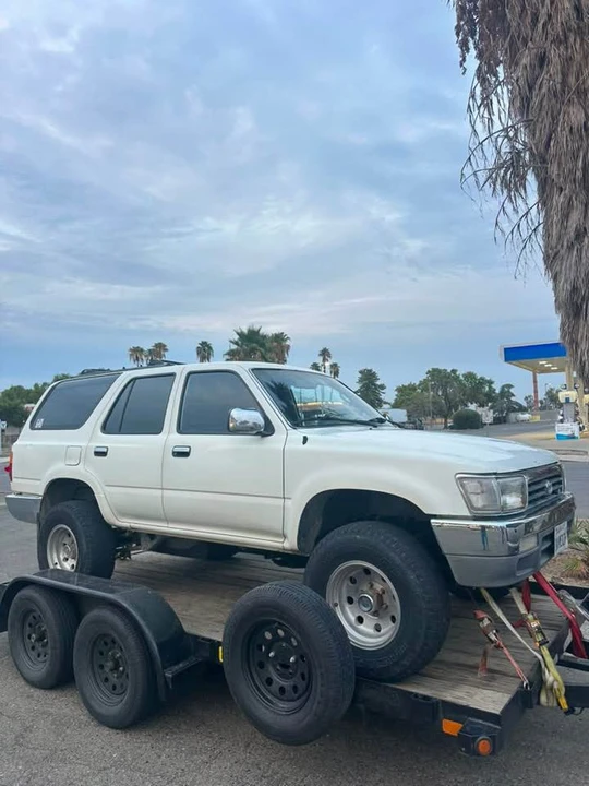 1995 Toyota 4Runner 2nd Gen - Image 2 of 7