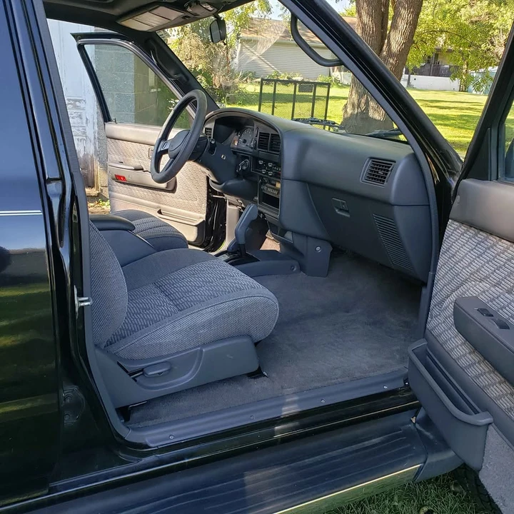 1995 Toyota 4Runner 2nd Gen - Image 13 of 20
