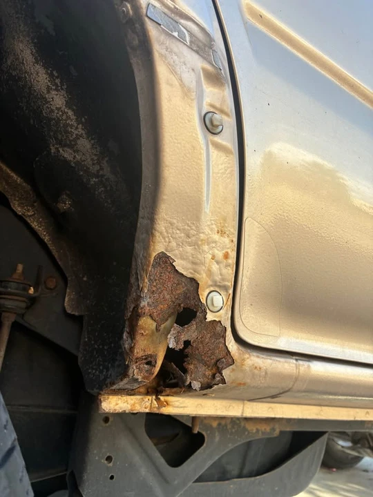1995 Toyota 4Runner 2nd Gen - Image 10 of 20