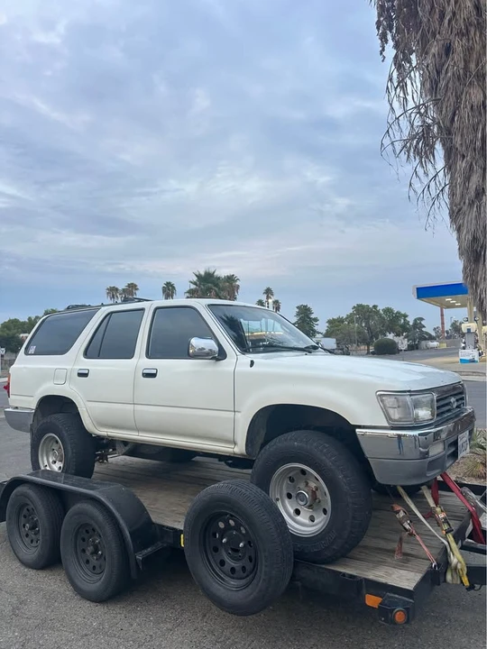 1995 Toyota 4Runner 2nd Gen - Image 2 of 8