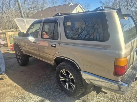 1995 Toyota 4Runner SR5 Sport Utility 4D