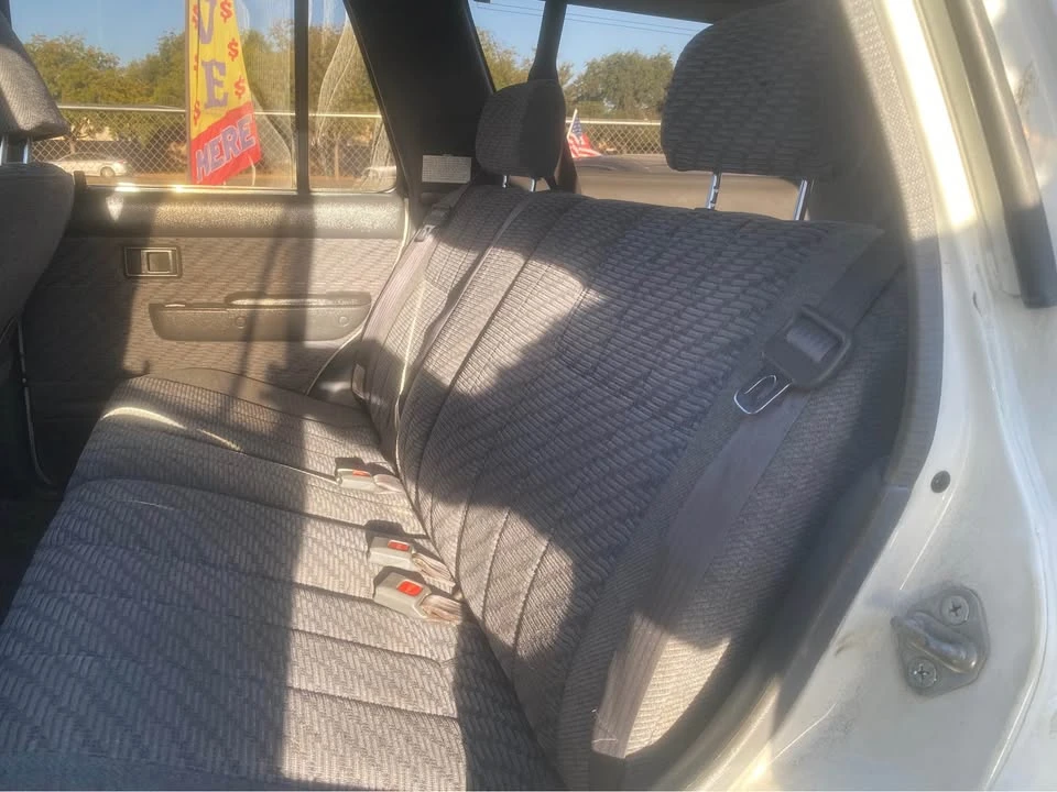 1995 Toyota 4Runner 2nd Gen - Image 12 of 16