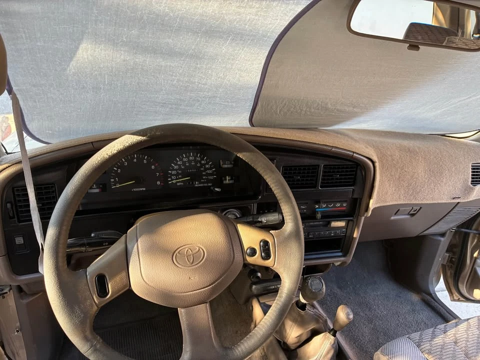 1995 Toyota 4Runner 2nd Gen - Image 11 of 20