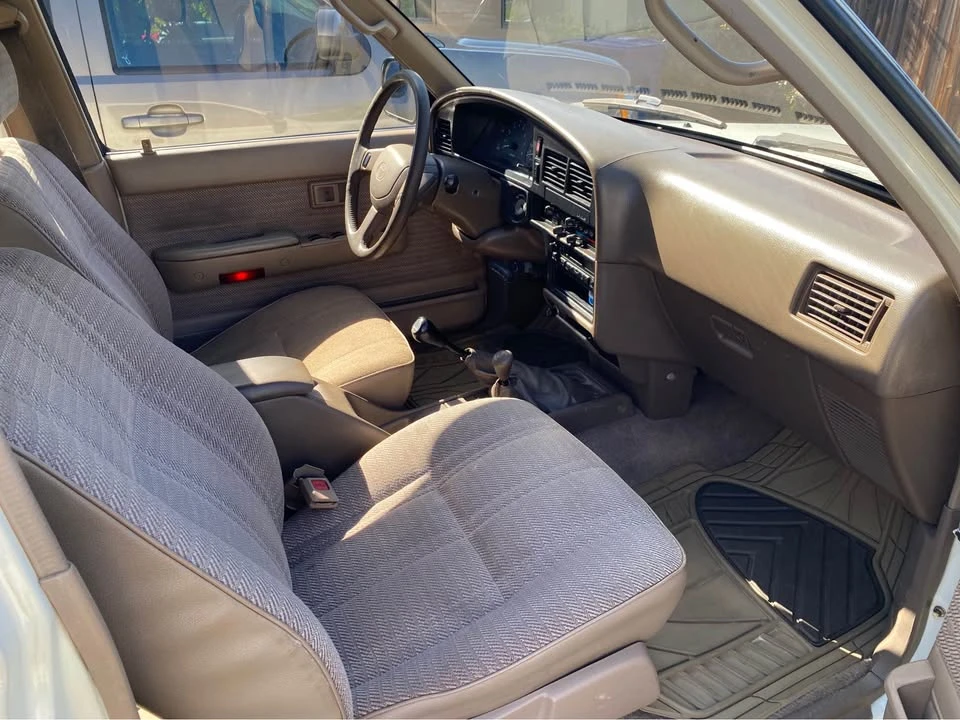 1995 Toyota 4Runner 2nd Gen - Image 6 of 11