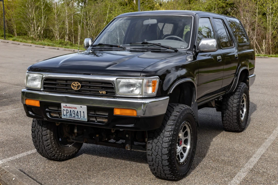 1995 Toyota 4Runner 2nd Gen - Image 2 of 31