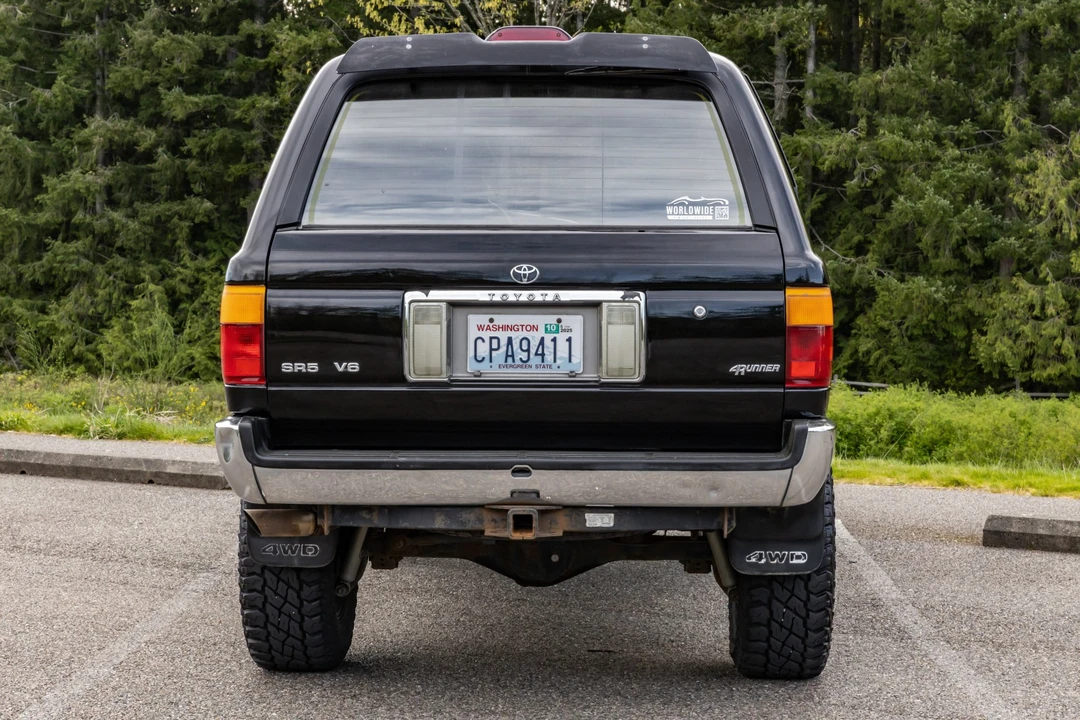 1995 Toyota 4Runner 2nd Gen - Image 5 of 31